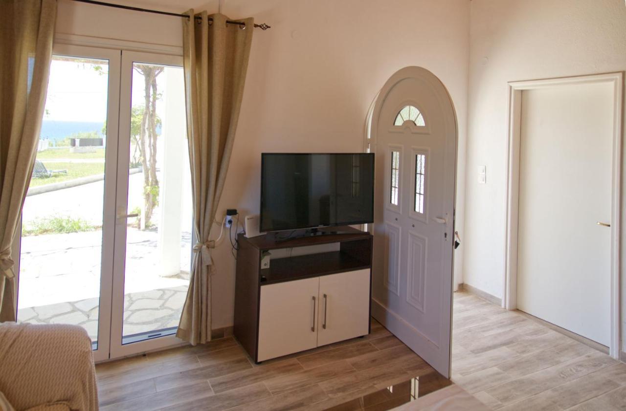 Villa Riviera Agios Georgios  Ngoại thất bức ảnh